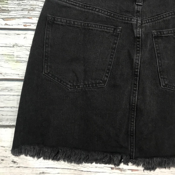 Madewell Denim Mini Skirt Black Jean Cutoff Distressed Hem Women’s Size 27 NEW - Picture 8 of 16